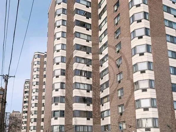 7337 S South Shore Dr, Chicago, IL