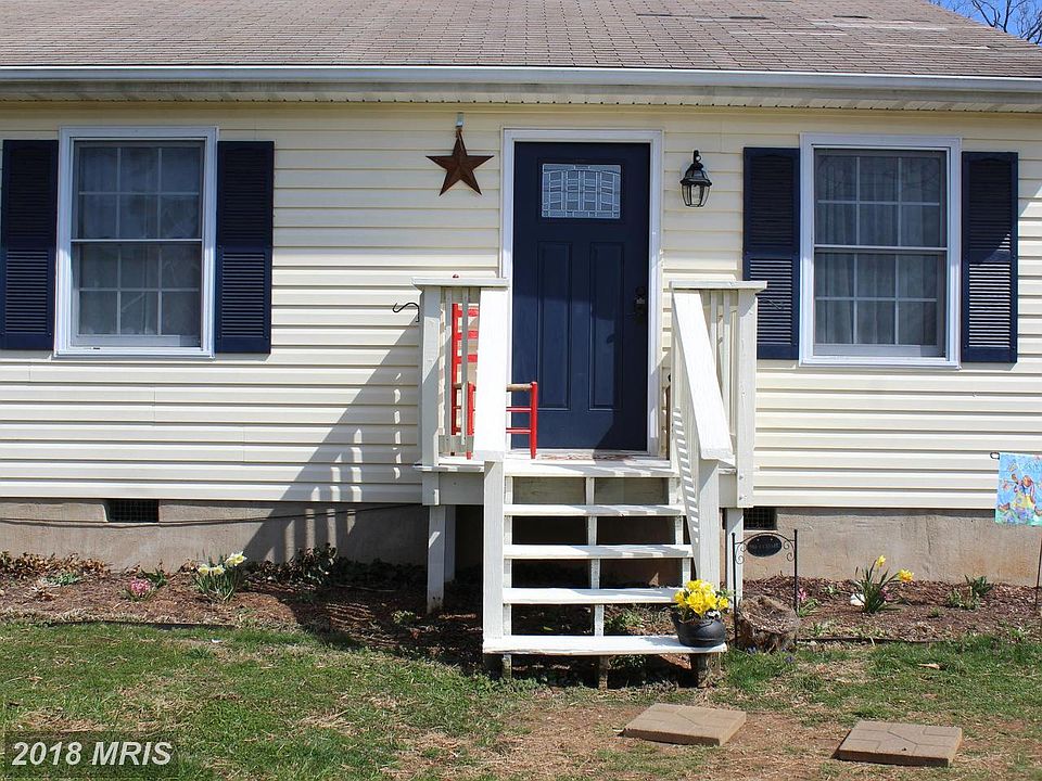 1st image of 109 Greenway St