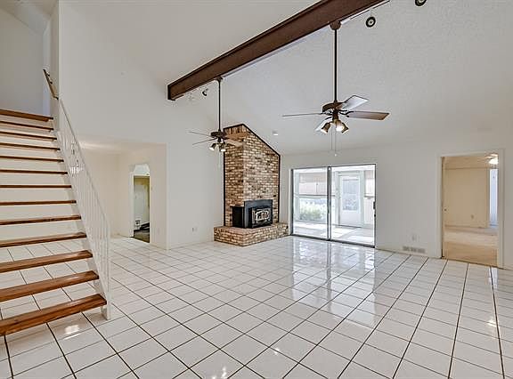 3rd image of 1605 Northridge Dr