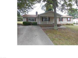 215 Beard Ave, Archdale, NC 27263