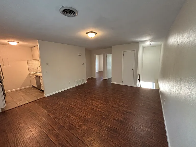 123 E Voges St #A — Photo 9