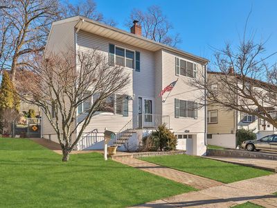 420 1st Ave, Pelham, NY, 10803