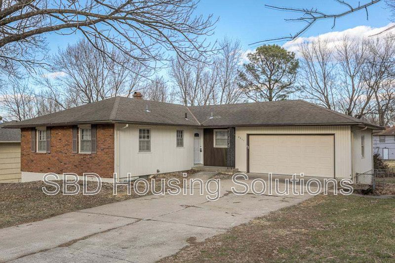 1st image of 8311 Manning Ave