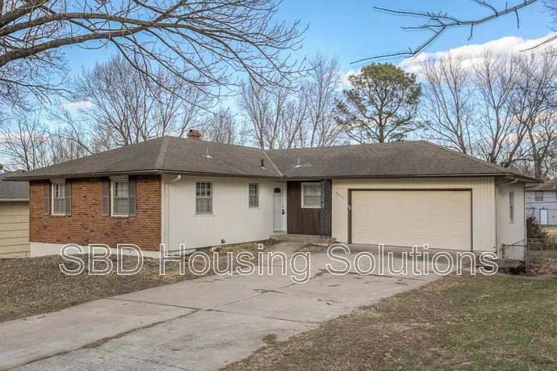 8311 Manning Ave