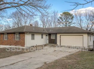 8311 Manning Ave, Raytown, MO 64138