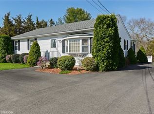 160 Liberty St, Pawcatuck, CT 06379