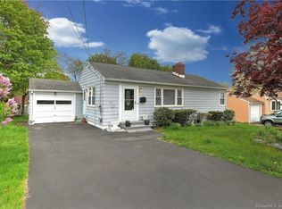 92 Woodmont Rd, West Haven, CT 06516