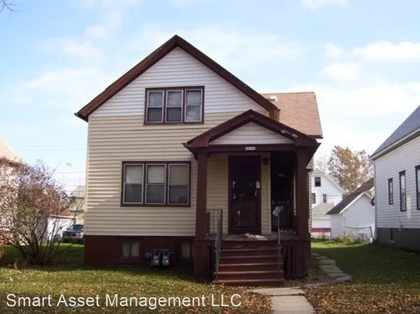 3416 N 17th St, Milwaukee, WI 53206