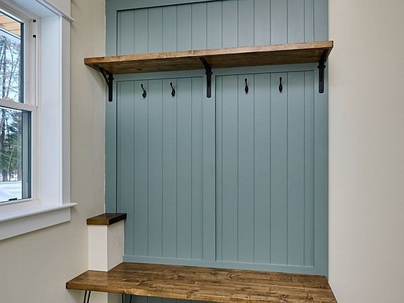 4th image of 28 Cook Rd