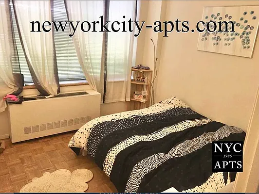 Rented by New York City Apartments | media 9