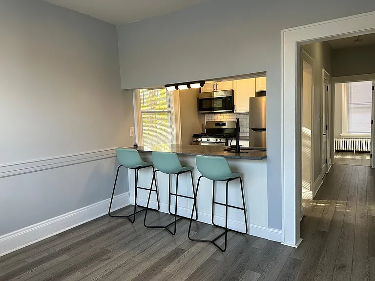 403 Oak St #3 — Photo 18