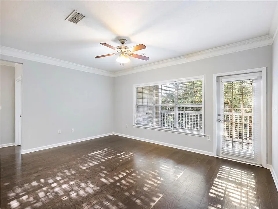 5207 Westchester Rdg NE