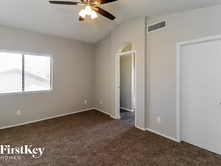 3638 E Verdin Rd — Photo 11