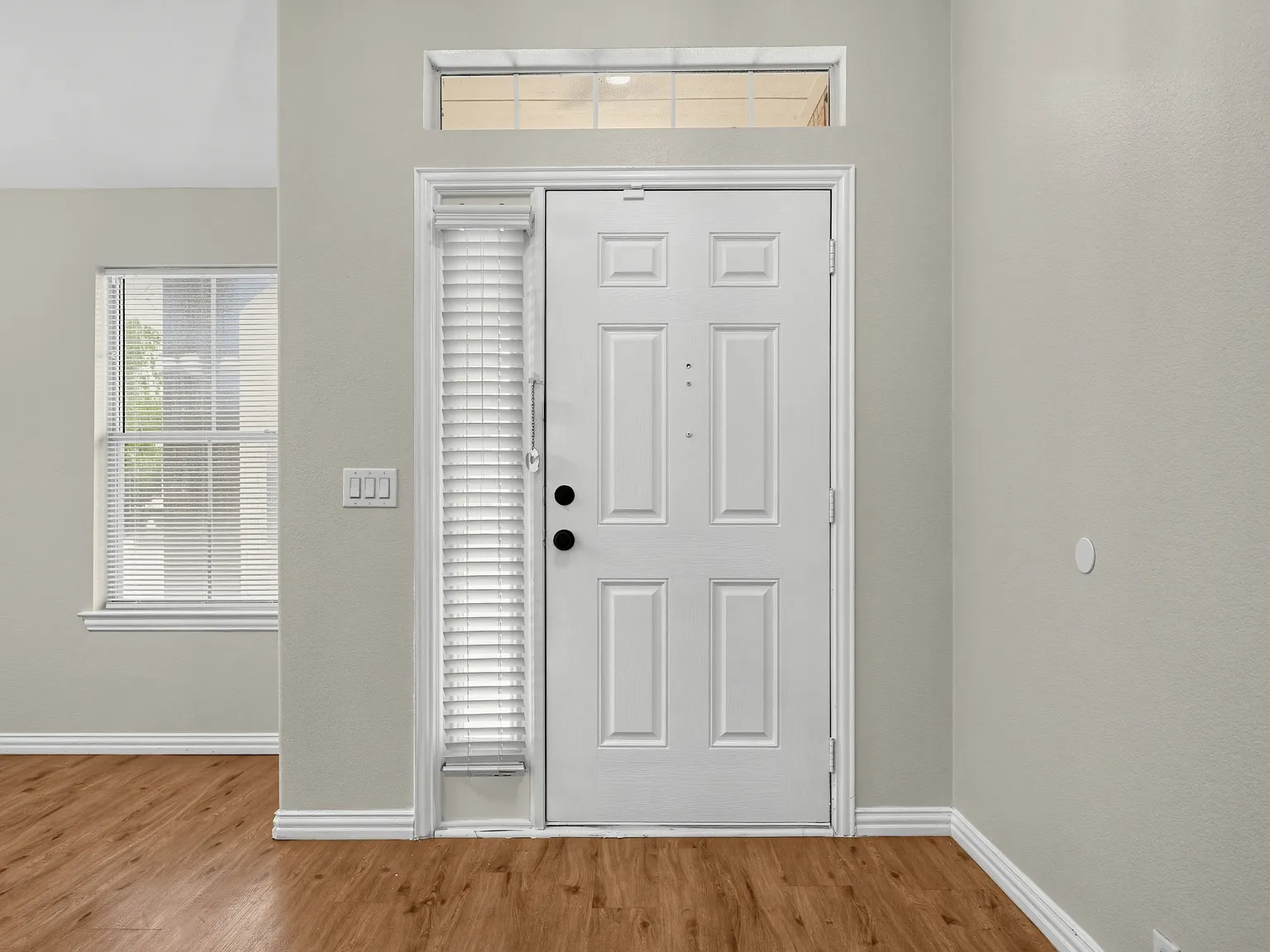3 bed, 1740 sqft, $2,500 — Photo 4