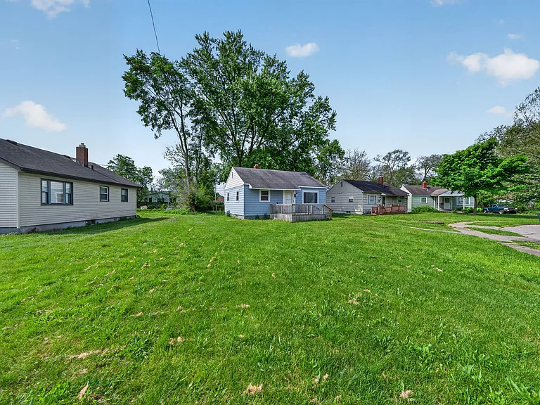 3220 Vermont Pl — Photo 15