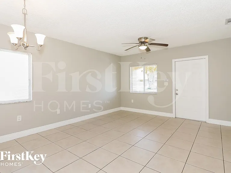 27040 SW 119th Ct — Photo 2