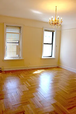 Rented by Compass | media 23