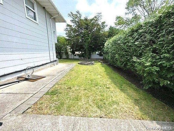 5th image of 746 Vivian Ct #1