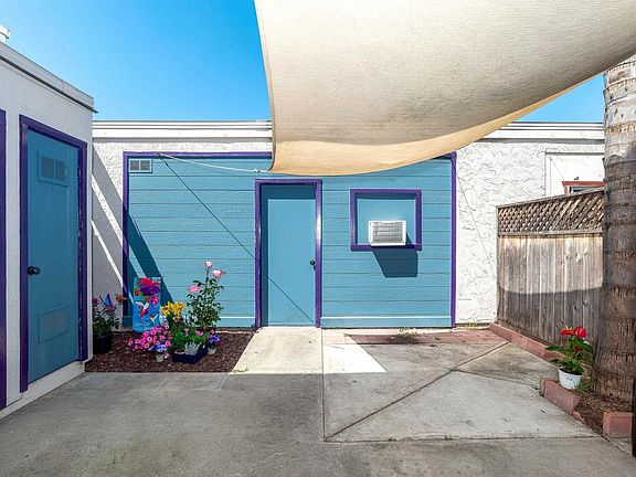 3rd image of 9445 Carlton Oaks Dr Unit D