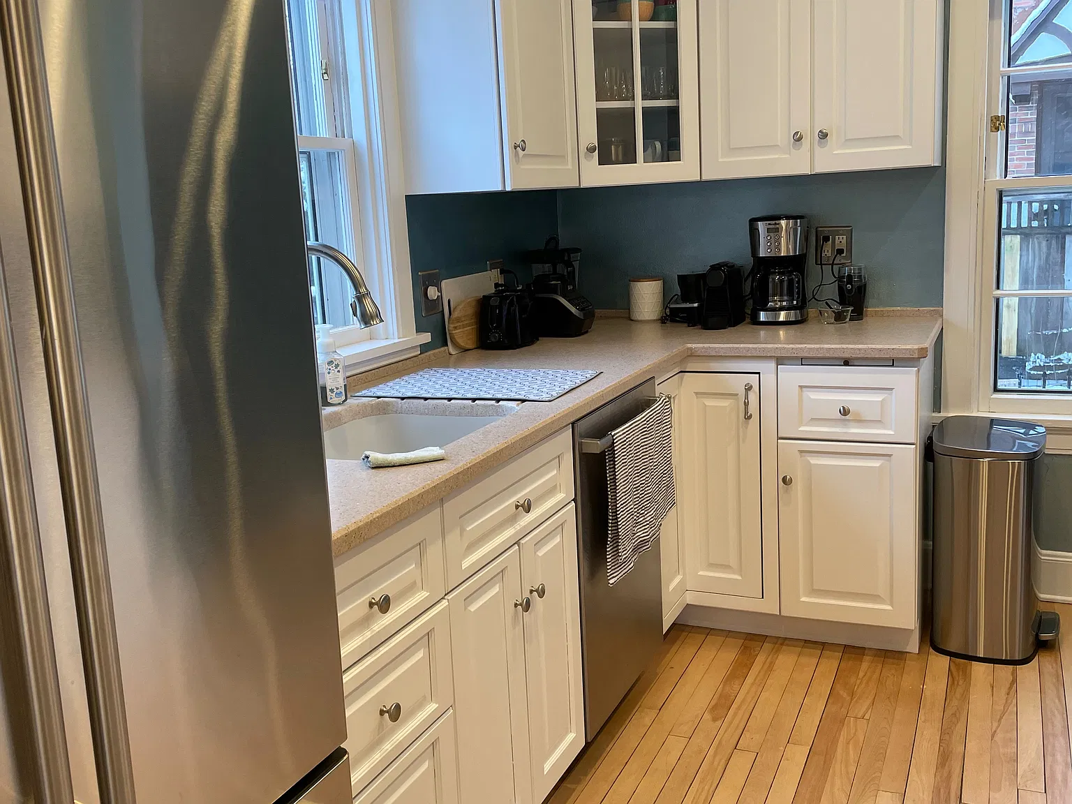 5 bed, 2115 sqft, $4,500 — Photo 4