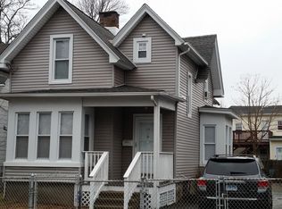 76 Cottage St, Bridgeport, CT 06605