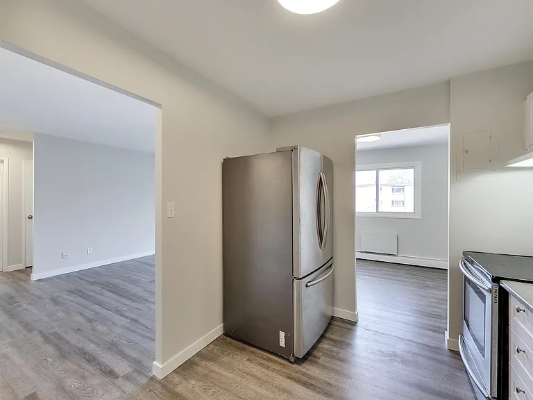 233 Durand St #302 — Photo 9