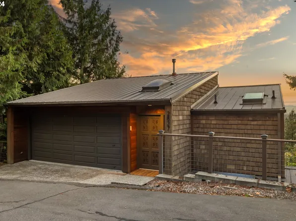 2827 NE Rocky Butte Rd, Portland, OR 97220