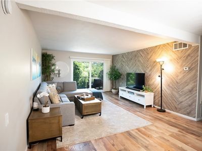 5460 White Oak Ave UNIT D210, Van Nuys, CA, 91316