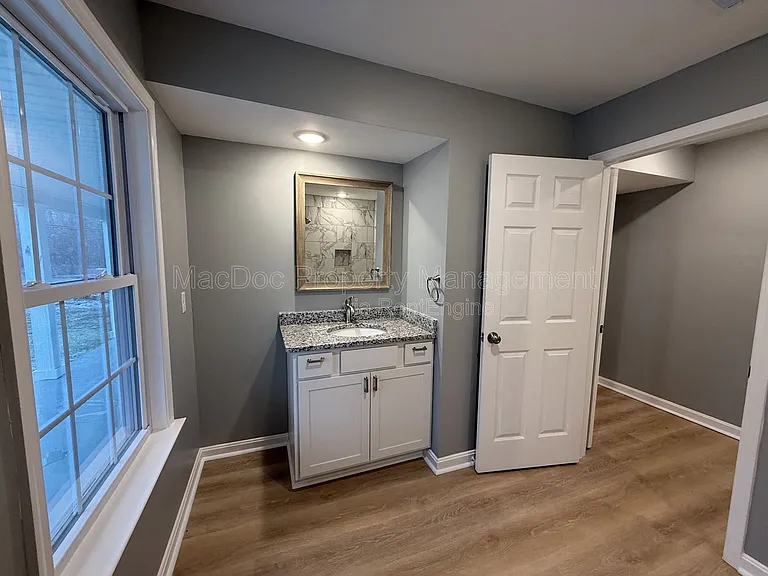 11508 Catharpin Rd — Photo 10