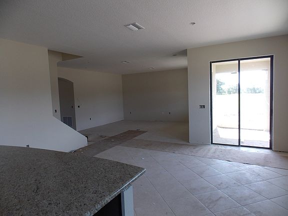 5th image of 871 Vino Verde Dr