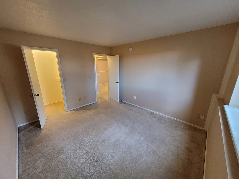 Rampart View Apartments