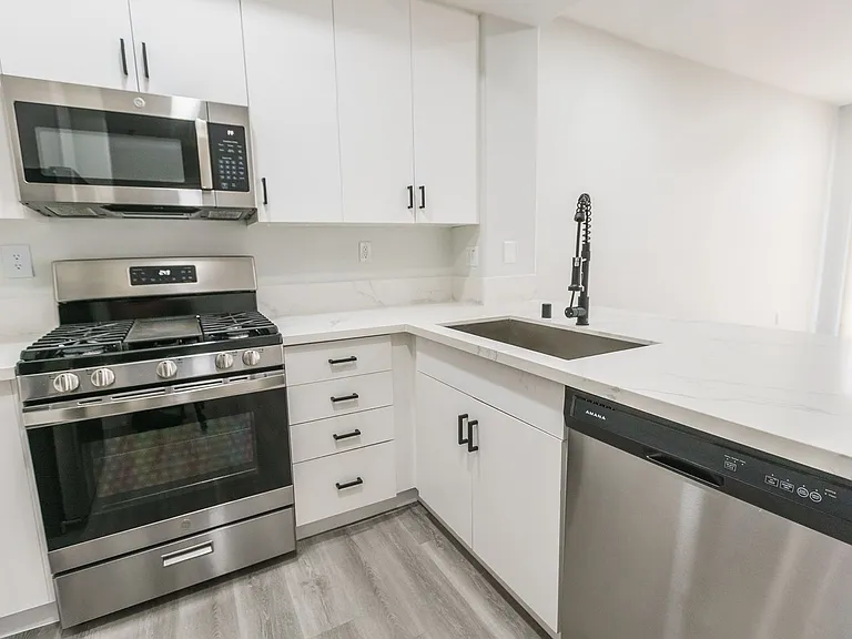2820 Sawtelle Blvd — Photo 38
