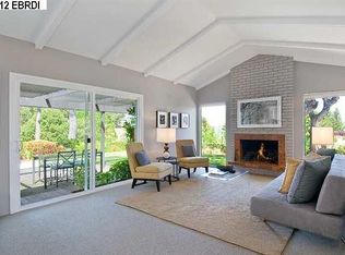 220 Calle La Montana, Moraga, CA