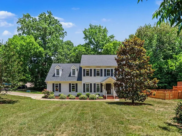 101 Chillingham Rd, Garner, NC 27529