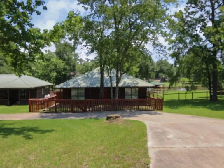 42 Hunters Creek Dr — Photo 26