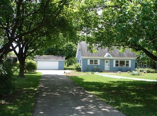 29W261 Aurora Way, Warrenville, IL 60555