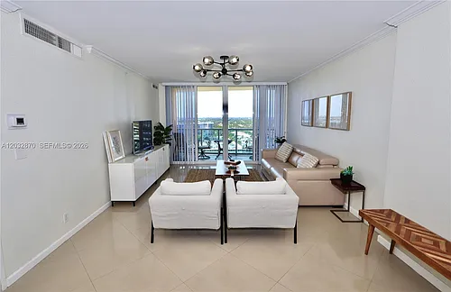 2501 S Ocean Dr Photo 1