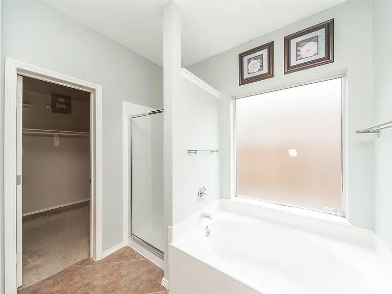 20306 Baytide Ct — Photo 16