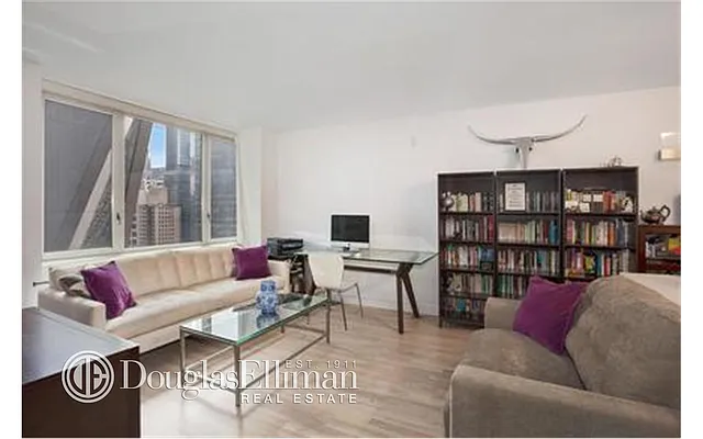 Rented by Douglas Elliman | media 24