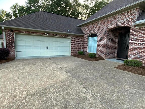 4th image of 785 Creston Dr