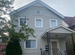 1906 Asbury Ave, Evanston, IL 60201