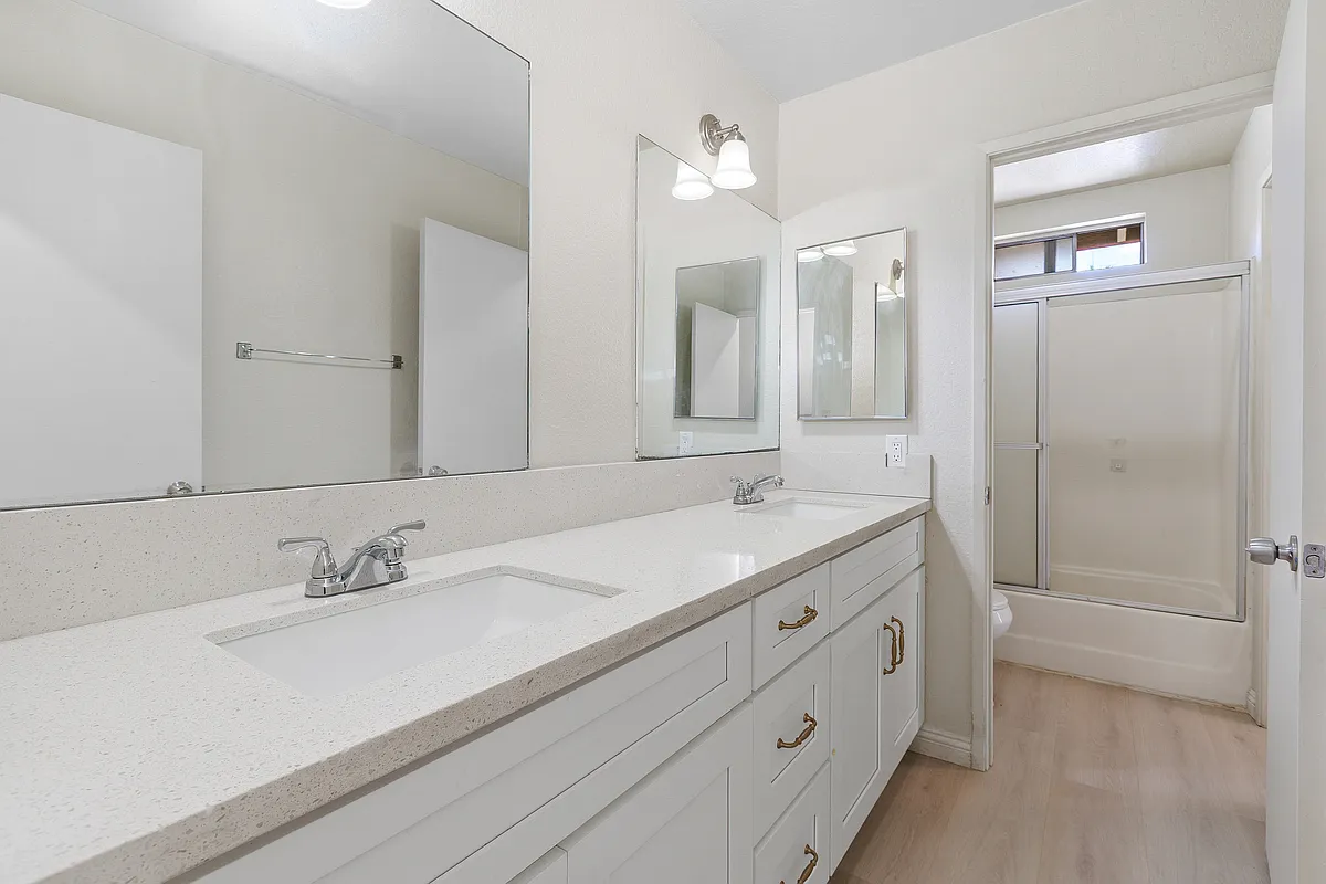 8210 Rancheria Dr — Photo 3
