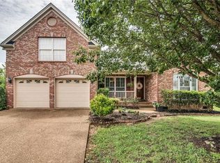 8225 Canoe Ct, Nashville, TN 37221