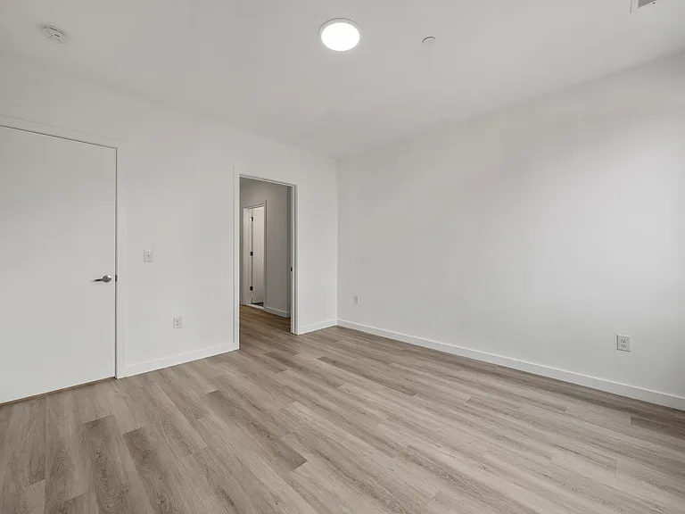 117-121 Prospect Ave #207 — Photo 8