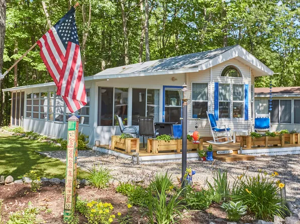 1 Robinson Way #B48, Kennebunk, ME 04043