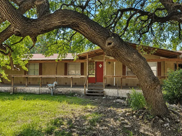 735 Horseshoe Trak, Spring Branch, TX 78070