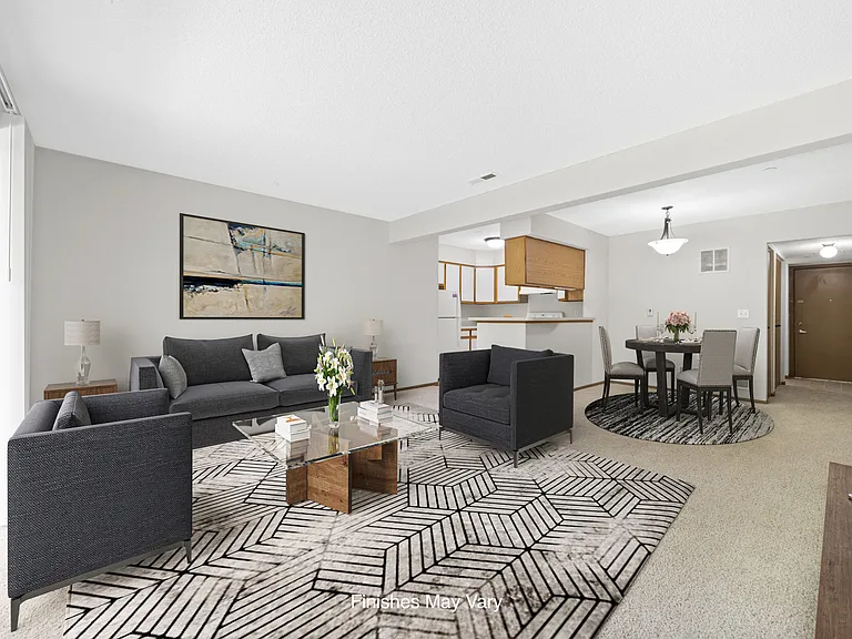 2900 W War Memorial Dr — Photo 51