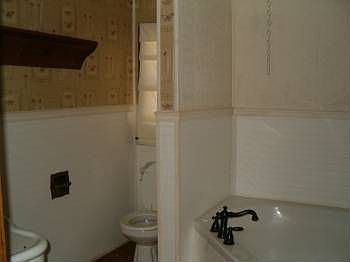 2nd image of 121 County Road 572