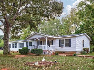 1090 S Hampton Rd, Hampton, GA 30228