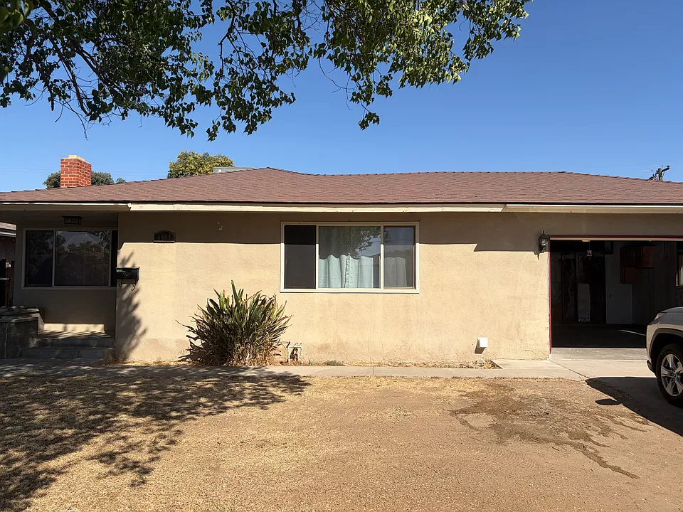 4881 E Floradora Ave